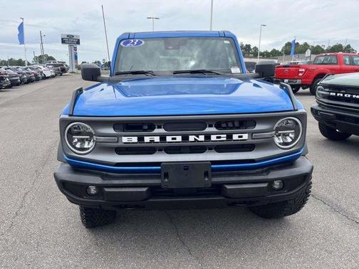 Velocity Blue Metallic 2023 Ford Bronco Big Bend