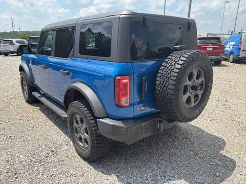 Velocity Blue Metallic 2023 Ford Bronco Big Bend