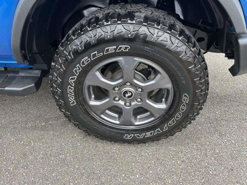 Velocity Blue Metallic 2023 Ford Bronco Big Bend