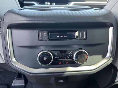 Dark Matter Gray Metallic 2026 Ford Expedition Max Platinum
