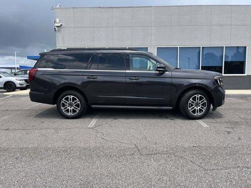 Dark Matter Gray Metallic 2025 Ford Expedition Max Active