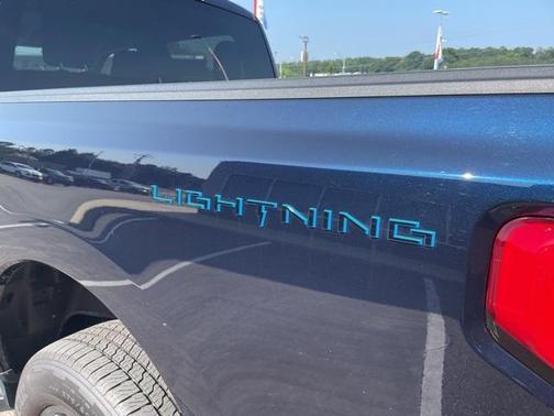 2024 Ford F-150 Lightning XLT