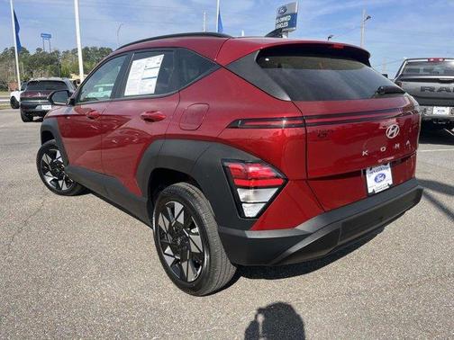 Red Metallic 2025 Hyundai KONA SEL