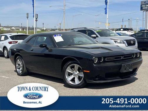 2015 Dodge Challenger SXT