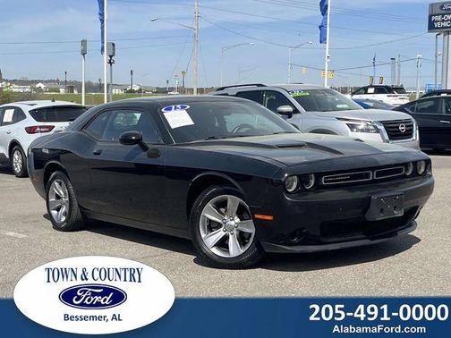 2015 Dodge Challenger SXT