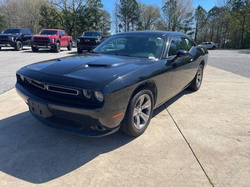 2015 Dodge Challenger SXT