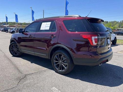 Burgundy Velvet Metallic Tinted Clearcoat 2019 Ford Explorer XLT