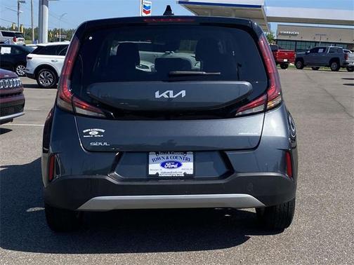 2023 Kia Soul LX