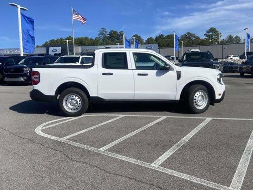 2025 Ford Maverick XL