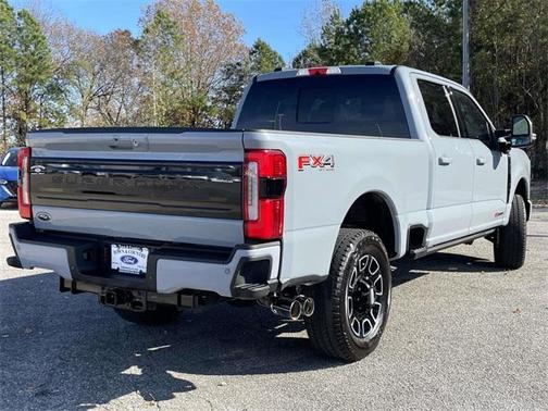 2025 Ford F-250 Platinum