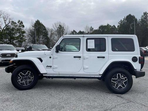2025 Jeep Wrangler Sahara