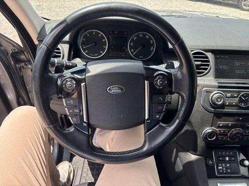 Corris Grey 2016 Land Rover LR4 Base