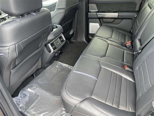 2025 Ford F-250 Platinum