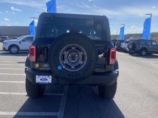 2025 Ford Bronco Base