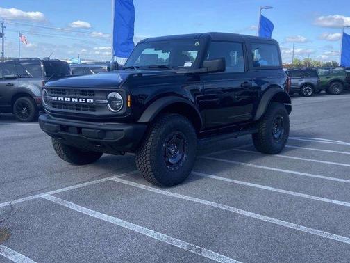2025 Ford Bronco Base
