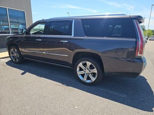 Dark Granite Metallic 2017 Cadillac Escalade ESV Premium Luxury