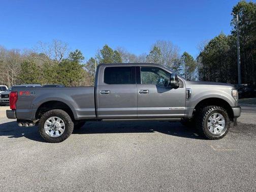 2022 Ford F-250 Platinum