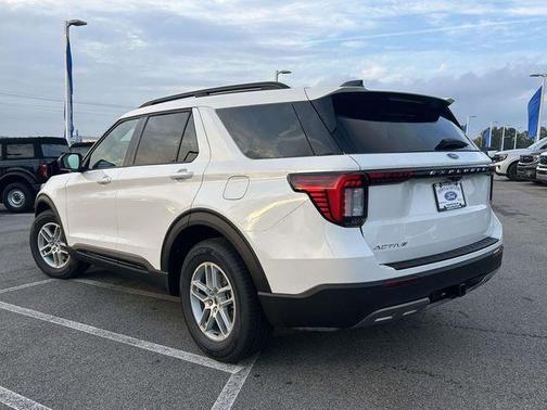 2026 Ford Explorer 