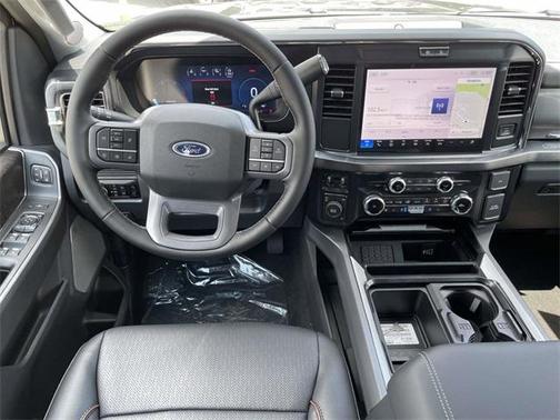 2025 Ford F-350 Lariat Super Duty