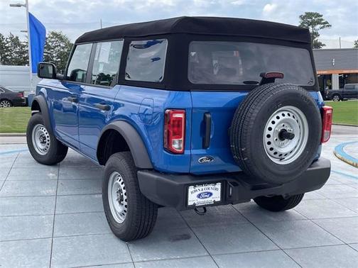 2025 Ford Bronco Base