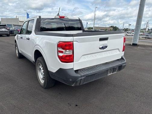 Oxford White 2023 Ford Maverick XL