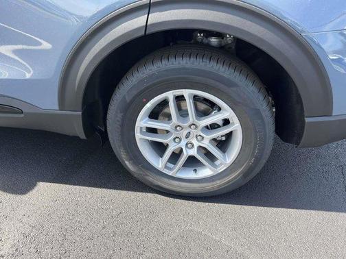 Vapor Blue Metallic 2026 Ford Explorer Active