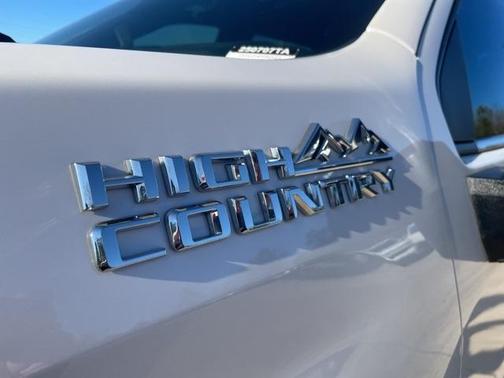 2024 Chevrolet Silverado 2500 High Country