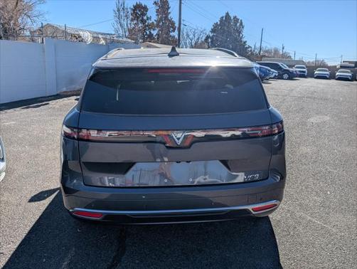 2024 VinFast VF 9 Plus