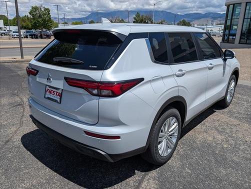 2024 Mitsubishi Outlander ES 2.5 S-AWC