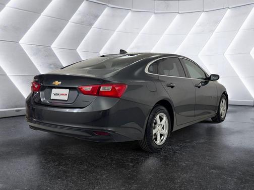 2018 Chevrolet Malibu 1LS
