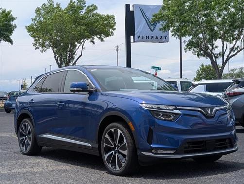 2025 VinFast VF 8 Plus
