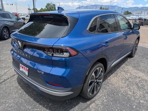 2025 VinFast VF 8 Plus