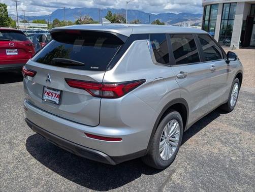 2024 Mitsubishi Outlander ES 2.5 S-AWC
