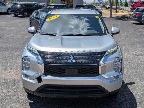 2024 Mitsubishi Outlander ES 2.5 S-AWC