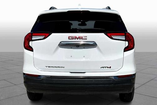 2022 GMC Terrain AT4