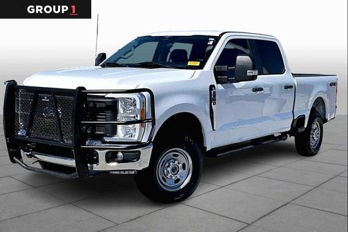 Oxford White 2023 Ford F-250 XL