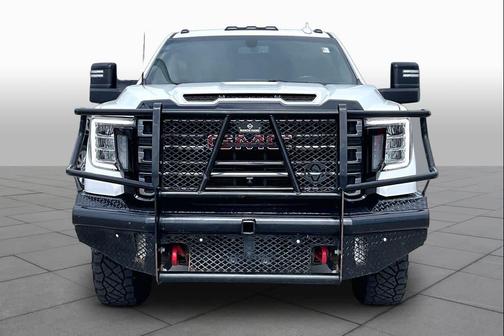 Summit White 2022 GMC Sierra 2500 AT4