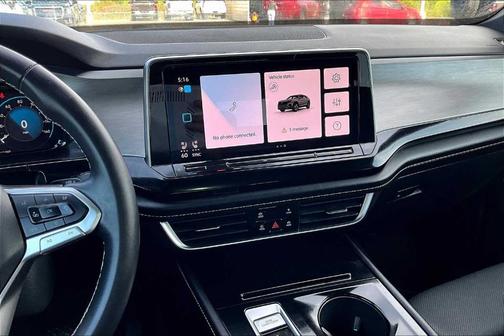 2024 Volkswagen Atlas Cross Sport 2.0T SE w/Technology