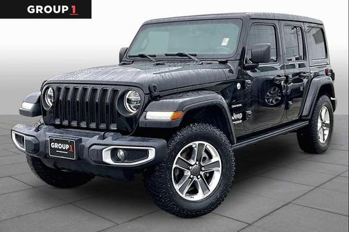 Black Clearcoat 2020 Jeep Wrangler Unlimited Sahara