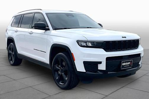 Bright White Clearcoat 2023 Jeep Grand Cherokee L Laredo