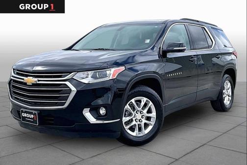 Mosaic Black Metallic 2020 Chevrolet Traverse LT Cloth