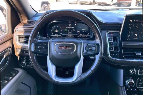 2023 GMC Yukon XL SLT