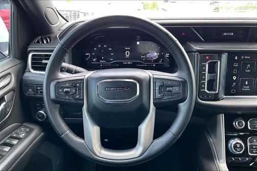 White Frost Tri-Coat 2023 GMC Yukon XL Denali