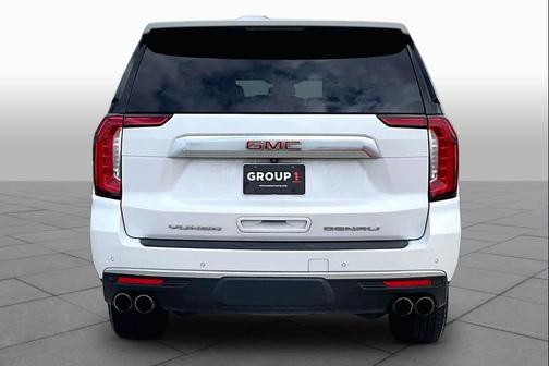 White Frost Tri-Coat 2023 GMC Yukon XL Denali