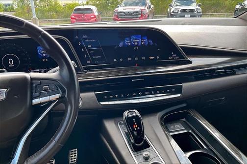 2022 Cadillac Escalade Sport