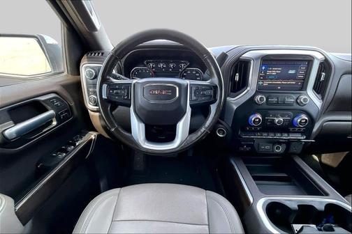 White Frost Tri-Coat 2021 GMC Sierra 1500 SLT