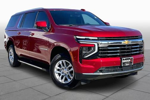 2025 Chevrolet Suburban LT