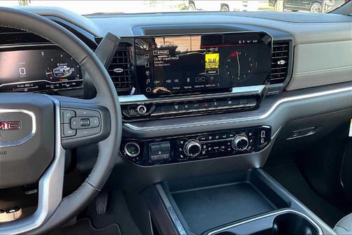2025 GMC Sierra 2500 SLT