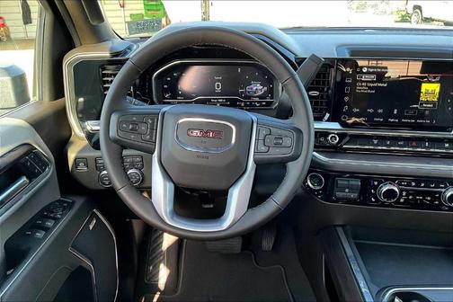 2025 GMC Sierra 2500 SLT