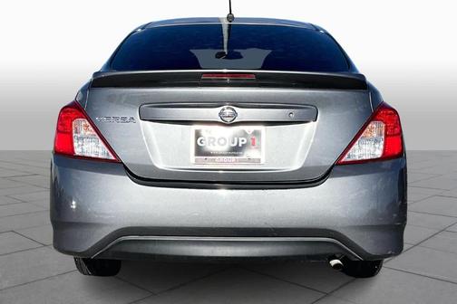 2018 Nissan Versa 1.6 S+